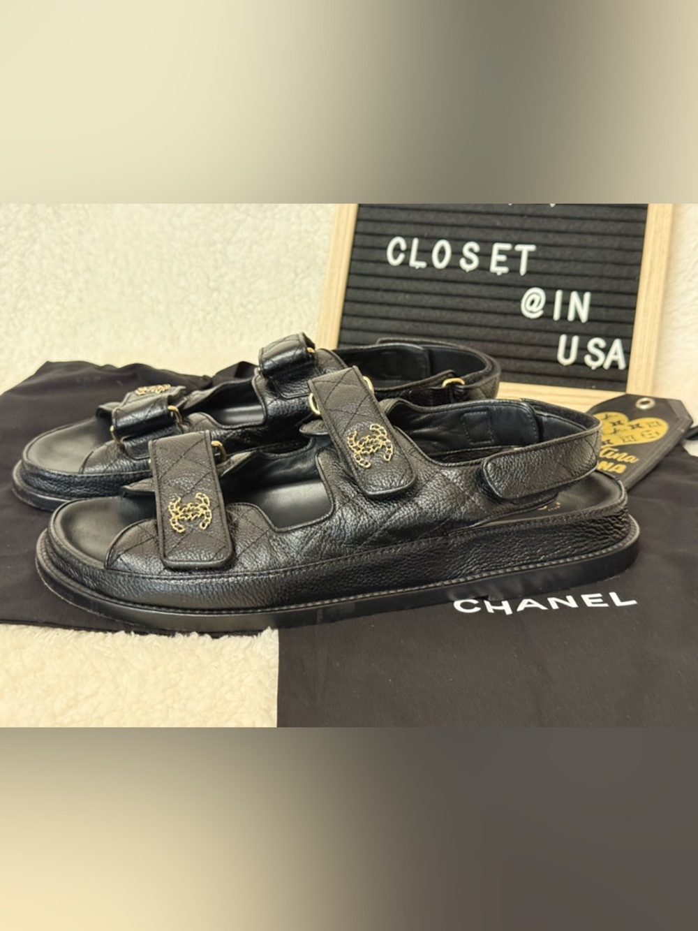 CHANEL quilted Dad sandals with gold hardware - Picture 7 of 16
